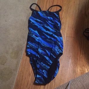 TYR swimsuit suit size 34